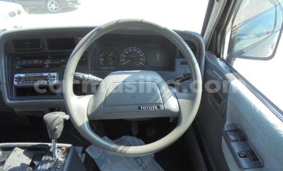 Nunua Ilio tumika Toyota Hiace Nyingine Gari ndani ya Beitbridge nchini Matabeleland Kusini Nunua Ilio tumika Toyota Hiace Nyingine Gari ndani ya Beitbridge nchini Matabeleland Kusini