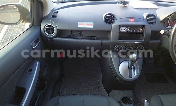 Acheter Occasion Voiture Mazda Demio Blanc à Beitbridge, Matabeleland South Acheter Occasion Voiture Mazda Demio Blanc à Beitbridge, Matabeleland South