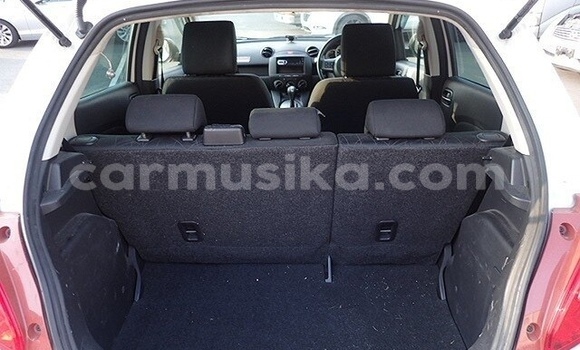 Acheter Occasion Voiture Mazda Demio Blanc à Beitbridge, Matabeleland South Acheter Occasion Voiture Mazda Demio Blanc à Beitbridge, Matabeleland South