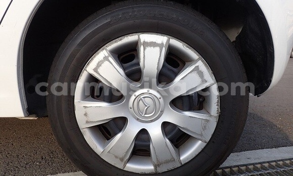 Acheter Occasion Voiture Mazda Demio Blanc à Beitbridge, Matabeleland South Acheter Occasion Voiture Mazda Demio Blanc à Beitbridge, Matabeleland South