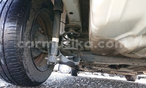 Acheter Occasion Voiture Honda Fit Blanc à Beitbridge, Matabeleland South Acheter Occasion Voiture Honda Fit Blanc à Beitbridge, Matabeleland South