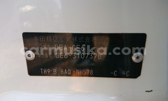 Acheter Occasion Voiture Honda Fit Blanc à Beitbridge, Matabeleland South Acheter Occasion Voiture Honda Fit Blanc à Beitbridge, Matabeleland South