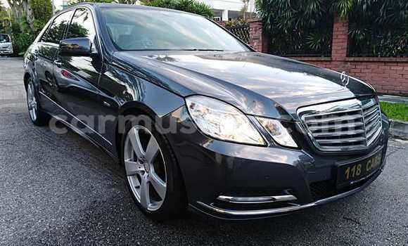 Acheter Occasion Voiture Mercedes‒Benz E–Class Noir à Beitbridge, Matabeleland South