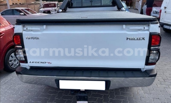 Acheter Occasion Voiture Toyota Hilux Blanc à Beitbridge, Matabeleland South Acheter Occasion Voiture Toyota Hilux Blanc à Beitbridge, Matabeleland South