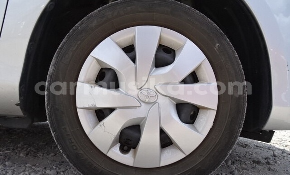 Acheter Occasion Voiture Toyota Vitz Gris à Beitbridge, Matabeleland South Acheter Occasion Voiture Toyota Vitz Gris à Beitbridge, Matabeleland South