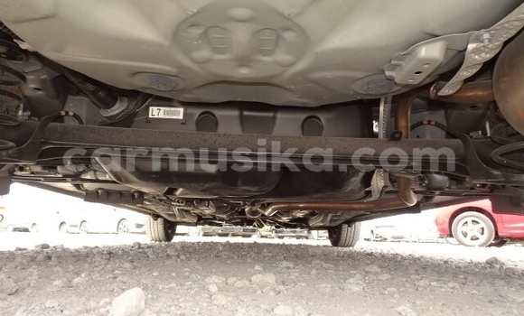 Acheter Occasion Voiture Toyota Vitz Gris à Beitbridge, Matabeleland South Acheter Occasion Voiture Toyota Vitz Gris à Beitbridge, Matabeleland South