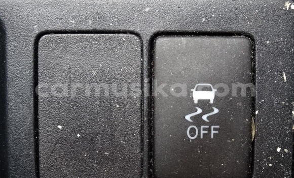 Acheter Occasion Voiture Toyota Vitz Gris à Beitbridge, Matabeleland South Acheter Occasion Voiture Toyota Vitz Gris à Beitbridge, Matabeleland South