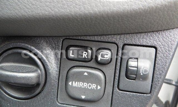 Acheter Occasion Voiture Toyota Vitz Blanc à Beitbridge, Matabeleland South Acheter Occasion Voiture Toyota Vitz Blanc à Beitbridge, Matabeleland South