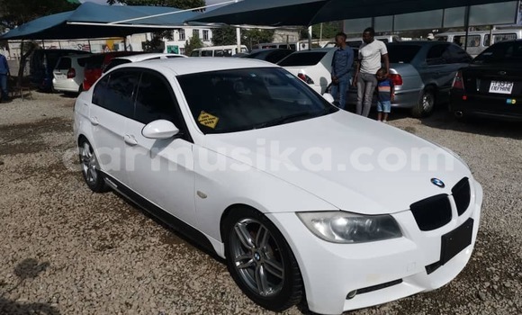 Acheter Occasion Voiture BMW 3–Series Blanc à Harare, Harare Acheter Occasion Voiture BMW 3–Series Blanc à Harare, Harare