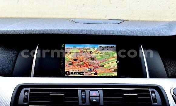Acheter Occasion Voiture BMW 5–Series Blanc à Beitbridge, Matabeleland South Acheter Occasion Voiture BMW 5–Series Blanc à Beitbridge, Matabeleland South