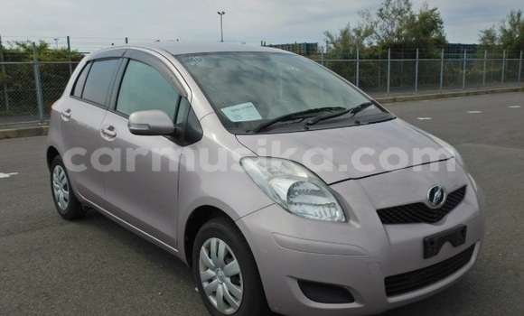 Buy Used Toyota Vitz Blue Car in Harare in Harare Buy Used Toyota Vitz Blue Car in Harare in Harare