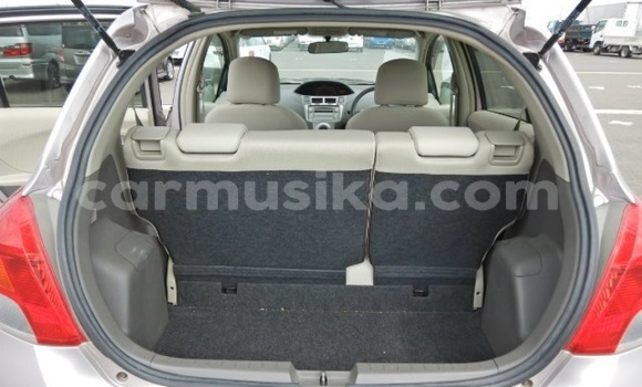 Tenga Tsaru Toyota Vitz Bhuruu Mota in Harare in Harare Tenga Tsaru Toyota Vitz Bhuruu Mota in Harare in Harare