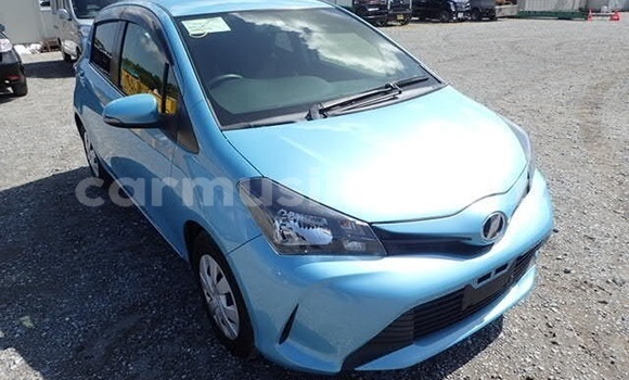 Buy Used Toyota Vitz Blue Car in Beitbridge in Matabeleland South