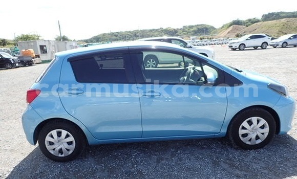 Acheter Occasion Voiture Toyota Vitz Bleu à Beitbridge, Matabeleland South Acheter Occasion Voiture Toyota Vitz Bleu à Beitbridge, Matabeleland South