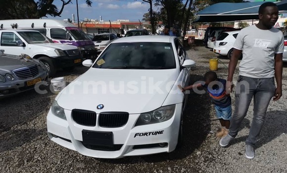 Acheter Occasion Voiture BMW 3–Series Blanc à Harare, Harare Acheter Occasion Voiture BMW 3–Series Blanc à Harare, Harare