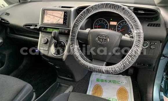 Acheter Occasion Voiture Toyota Wish Bleu à Beitbridge, Matabeleland South Acheter Occasion Voiture Toyota Wish Bleu à Beitbridge, Matabeleland South