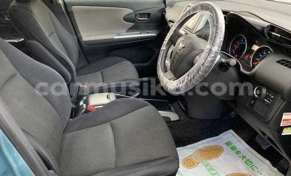 Acheter Occasion Voiture Toyota Wish Bleu à Beitbridge, Matabeleland South Acheter Occasion Voiture Toyota Wish Bleu à Beitbridge, Matabeleland South