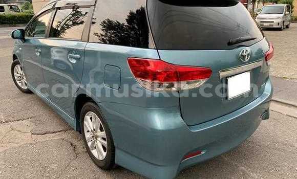 Acheter Occasion Voiture Toyota Wish Bleu à Beitbridge, Matabeleland South Acheter Occasion Voiture Toyota Wish Bleu à Beitbridge, Matabeleland South