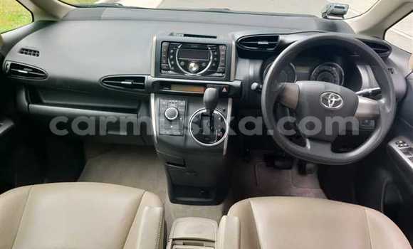 Nunua Ilio tumika Toyota Wish Beige Gari ndani ya Beitbridge nchini Matabeleland Kusini Nunua Ilio tumika Toyota Wish Beige Gari ndani ya Beitbridge nchini Matabeleland Kusini