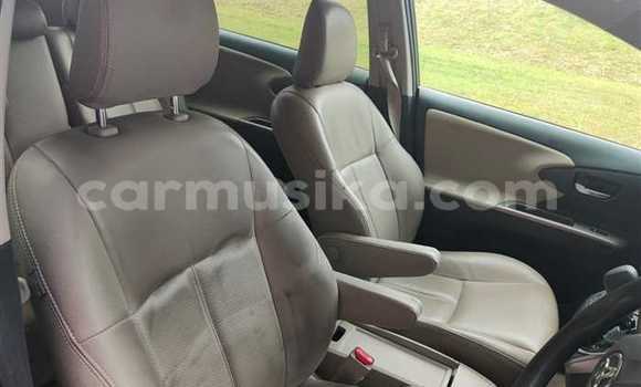 Nunua Ilio tumika Toyota Wish Beige Gari ndani ya Beitbridge nchini Matabeleland Kusini Nunua Ilio tumika Toyota Wish Beige Gari ndani ya Beitbridge nchini Matabeleland Kusini
