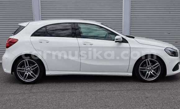 Buy Used Mercedes‒Benz A–Class White Car in Beitbridge in Matabeleland South Buy Used Mercedes‒Benz A–Class White Car in Beitbridge in Matabeleland South