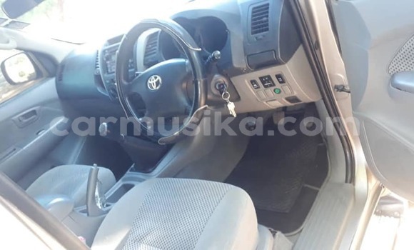 Acheter Occasion Voiture Toyota Hilux Beige à Harare, Harare Acheter Occasion Voiture Toyota Hilux Beige à Harare, Harare