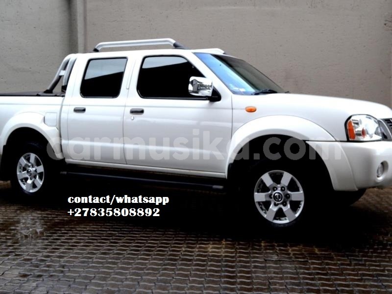 Big with watermark nissan np 300 matabeleland south beitbridge 21959