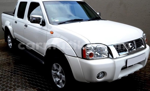 Tenga Tsaru Nissan NP 300 Zvimwe Mota in Beitbridge in Matabeleland South Tenga Tsaru Nissan NP 300 Zvimwe Mota in Beitbridge in Matabeleland South