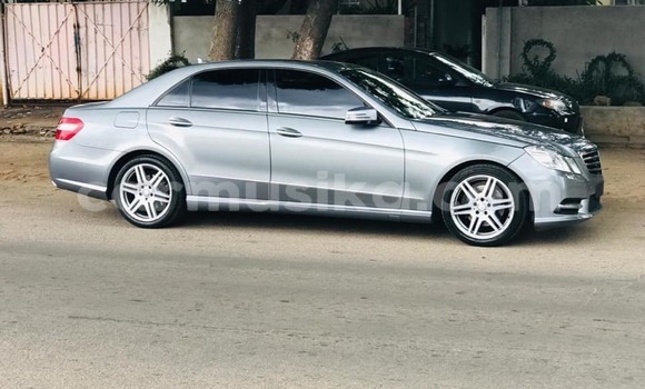 Acheter Occasion Voiture Mercedes‒Benz E–Class Autre à Harare, Harare Acheter Occasion Voiture Mercedes‒Benz E–Class Autre à Harare, Harare