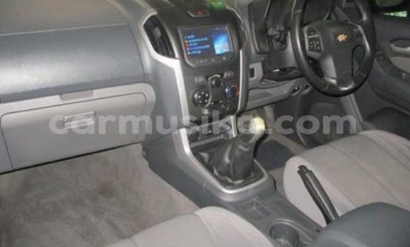 Acheter Occasion Voiture Chevrolet TrailBlazer Gris à Beitbridge, Matabeleland South Acheter Occasion Voiture Chevrolet TrailBlazer Gris à Beitbridge, Matabeleland South