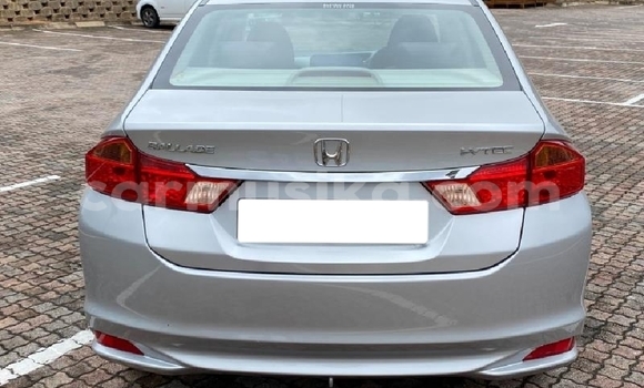 Nunua Ilio tumika Honda Ballade Fedha Gari ndani ya Beitbridge nchini Matabeleland Kusini Nunua Ilio tumika Honda Ballade Fedha Gari ndani ya Beitbridge nchini Matabeleland Kusini