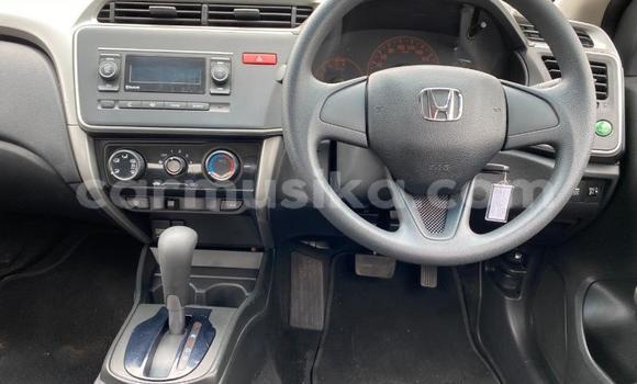 Nunua Ilio tumika Honda Ballade Fedha Gari ndani ya Beitbridge nchini Matabeleland Kusini Nunua Ilio tumika Honda Ballade Fedha Gari ndani ya Beitbridge nchini Matabeleland Kusini