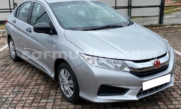 Nunua Ilio tumika Honda Ballade Fedha Gari ndani ya Beitbridge nchini Matabeleland Kusini Nunua Ilio tumika Honda Ballade Fedha Gari ndani ya Beitbridge nchini Matabeleland Kusini