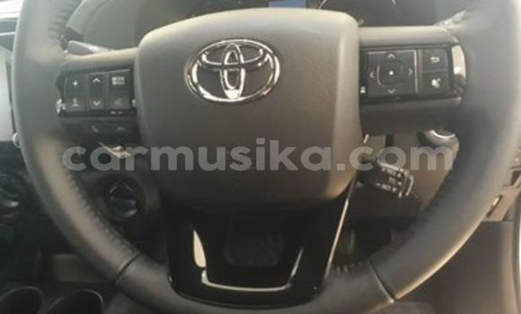 Tenga Tsaru Toyota Hilux Chena Mota in Beitbridge in Matabeleland South Tenga Tsaru Toyota Hilux Chena Mota in Beitbridge in Matabeleland South