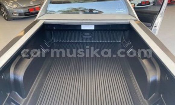 Acheter Occasion Voiture Chevrolet SS Gris à Beitbridge, Matabeleland South Acheter Occasion Voiture Chevrolet SS Gris à Beitbridge, Matabeleland South