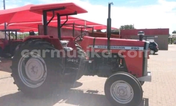 Tenga Tsaru Mega Track Tsvuku Mota in Beitbridge in Matabeleland South Tenga Tsaru Mega Track Tsvuku Mota in Beitbridge in Matabeleland South