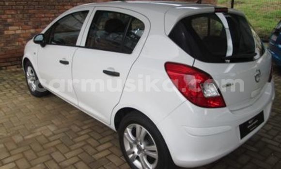 Buy Used Opel Corsa White Car in Beitbridge in Matabeleland South Buy Used Opel Corsa White Car in Beitbridge in Matabeleland South