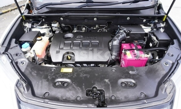 Acheter Occasion Voiture Toyota Harrier Blanc à Beitbridge, Matabeleland South Acheter Occasion Voiture Toyota Harrier Blanc à Beitbridge, Matabeleland South