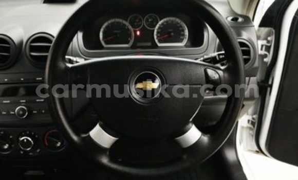 Acheter Occasion Voiture Chevrolet Aveo Blanc à Beitbridge, Matabeleland South Acheter Occasion Voiture Chevrolet Aveo Blanc à Beitbridge, Matabeleland South