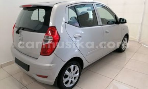 Acheter Occasion Voiture Hyundai i10 Gris à Beitbridge, Matabeleland South Acheter Occasion Voiture Hyundai i10 Gris à Beitbridge, Matabeleland South
