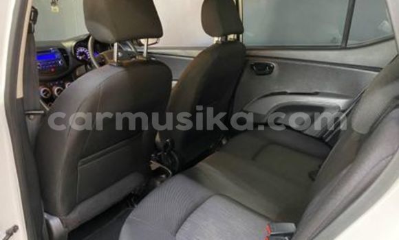 Tenga Tsaru Chevrolet Spark Chena Mota in Beitbridge in Matabeleland South Tenga Tsaru Chevrolet Spark Chena Mota in Beitbridge in Matabeleland South