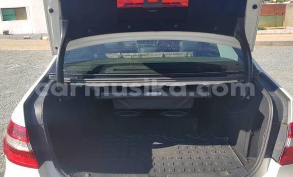 Acheter Occasion Voiture Mercedes‒Benz E–Class Blanc à Bulawayo, Bulawayo Acheter Occasion Voiture Mercedes‒Benz E–Class Blanc à Bulawayo, Bulawayo