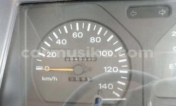 Acheter Occasion Voiture Nissan Urvan Blanc à Beitbridge, Matabeleland South Acheter Occasion Voiture Nissan Urvan Blanc à Beitbridge, Matabeleland South