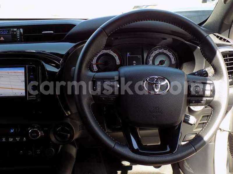 Big with watermark toyota hilux matabeleland south beitbridge 21997