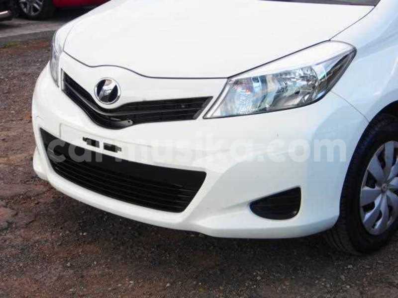 Big with watermark toyota vitz matabeleland south beitbridge 21998