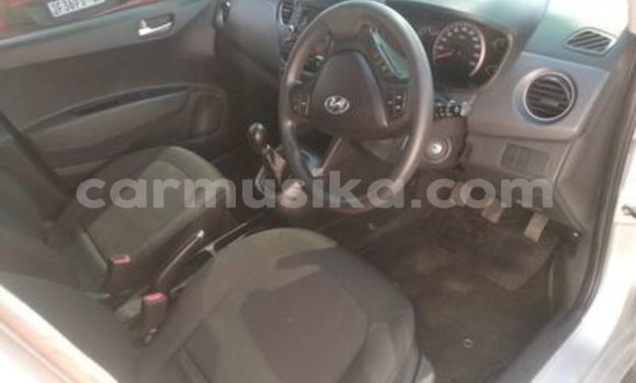 Tenga Tsaru Hyundai i10 Sirivha Mota in Beitbridge in Matabeleland South Tenga Tsaru Hyundai i10 Sirivha Mota in Beitbridge in Matabeleland South