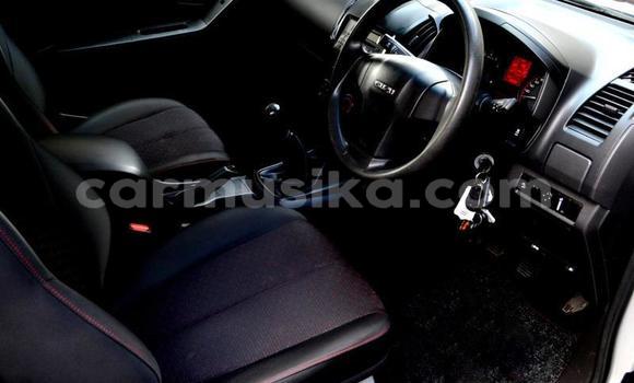 Acheter Occasion Voiture Isuzu KB Autre à Beitbridge, Matabeleland South Acheter Occasion Voiture Isuzu KB Autre à Beitbridge, Matabeleland South