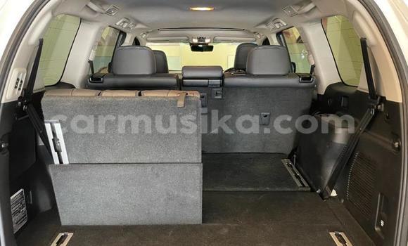 Acheter Occasion Voiture Toyota Land Cruiser Prado Blanc à Beitbridge, Matabeleland South Acheter Occasion Voiture Toyota Land Cruiser Prado Blanc à Beitbridge, Matabeleland South