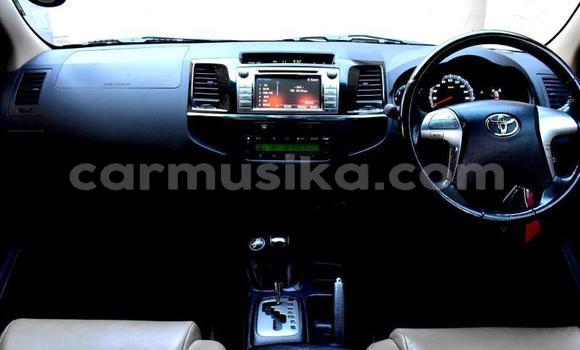 Tenga Tsaru Toyota Fortuner Zvimwe Mota in Beitbridge in Matabeleland South Tenga Tsaru Toyota Fortuner Zvimwe Mota in Beitbridge in Matabeleland South