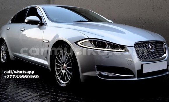 Nunua Ilio tumika Jaguar XF Nyingine Gari ndani ya Beitbridge nchini Matabeleland Kusini